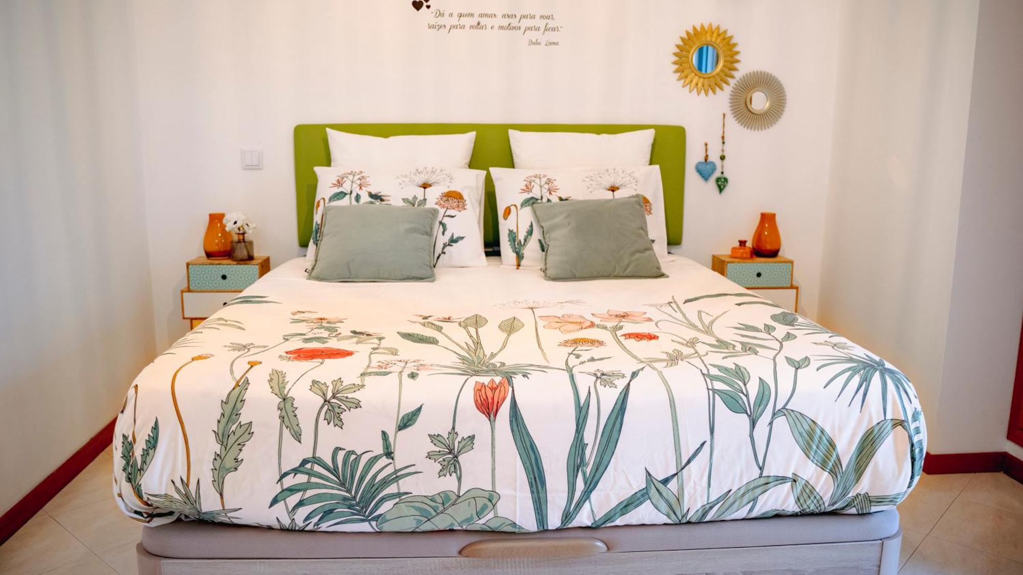 Wonderful Apartment In Ferragudo 2Double Beds Near Beaches And Golf Экстерьер фото